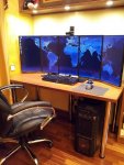 five-portrait-vertical-monitor-battlestation-computer-setup-2.jpg