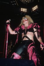2-dee-snider-of-twisted-sister-rich-fuscia.jpg